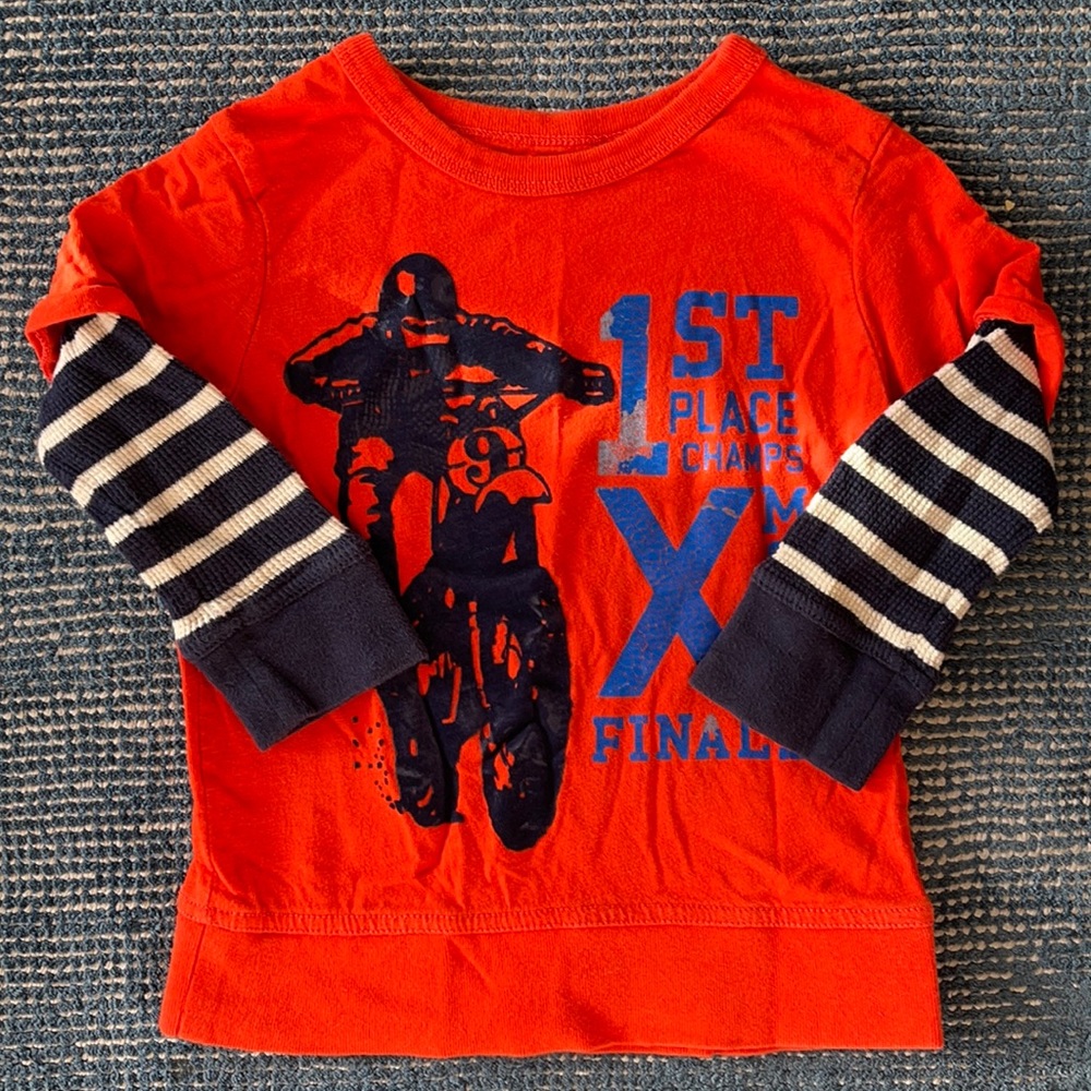 Gap shirt